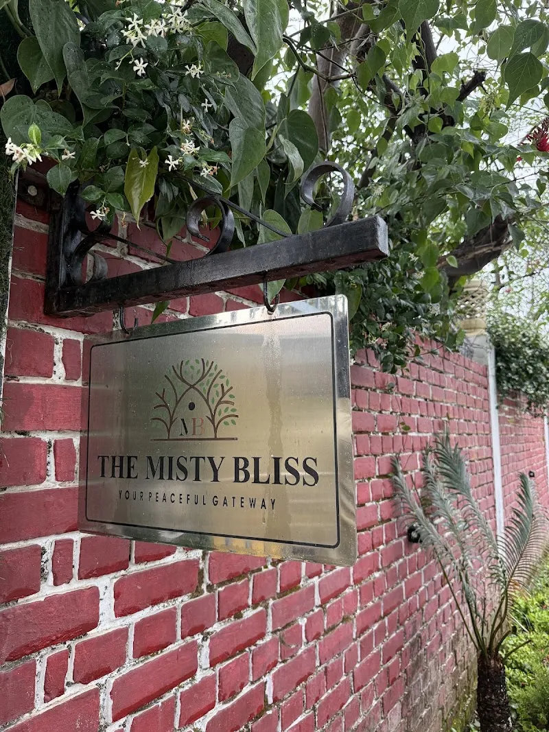 The Misty Bliss Cottages and Homestay