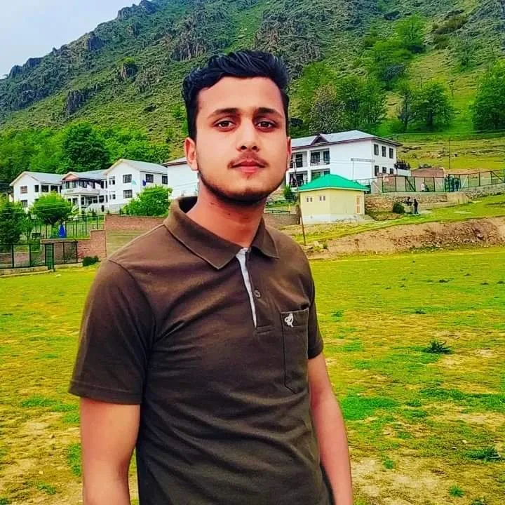Sajid larvi