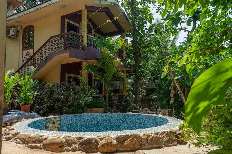 Flames Cottages Home-Stay