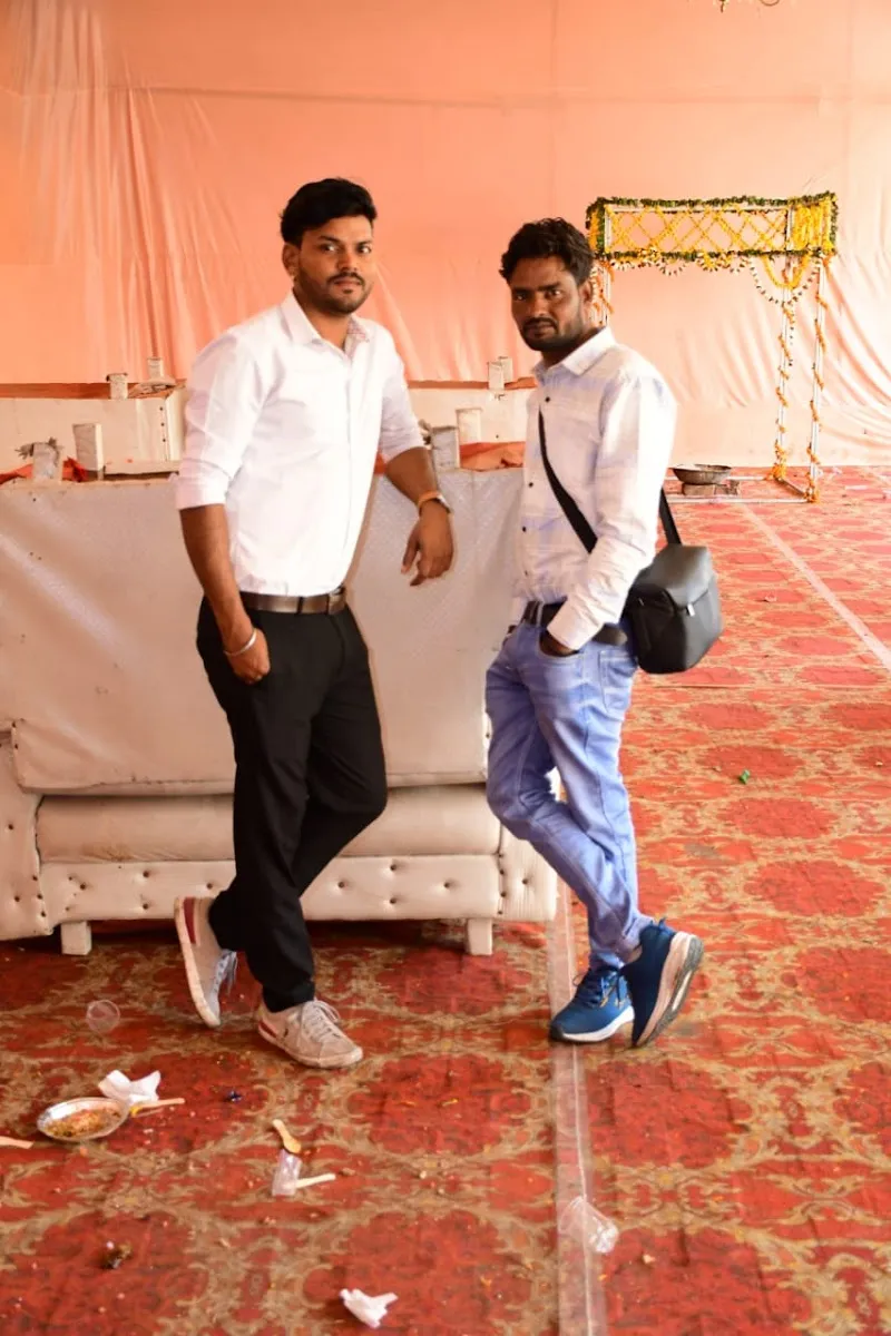 जे.एस स्टूडियो