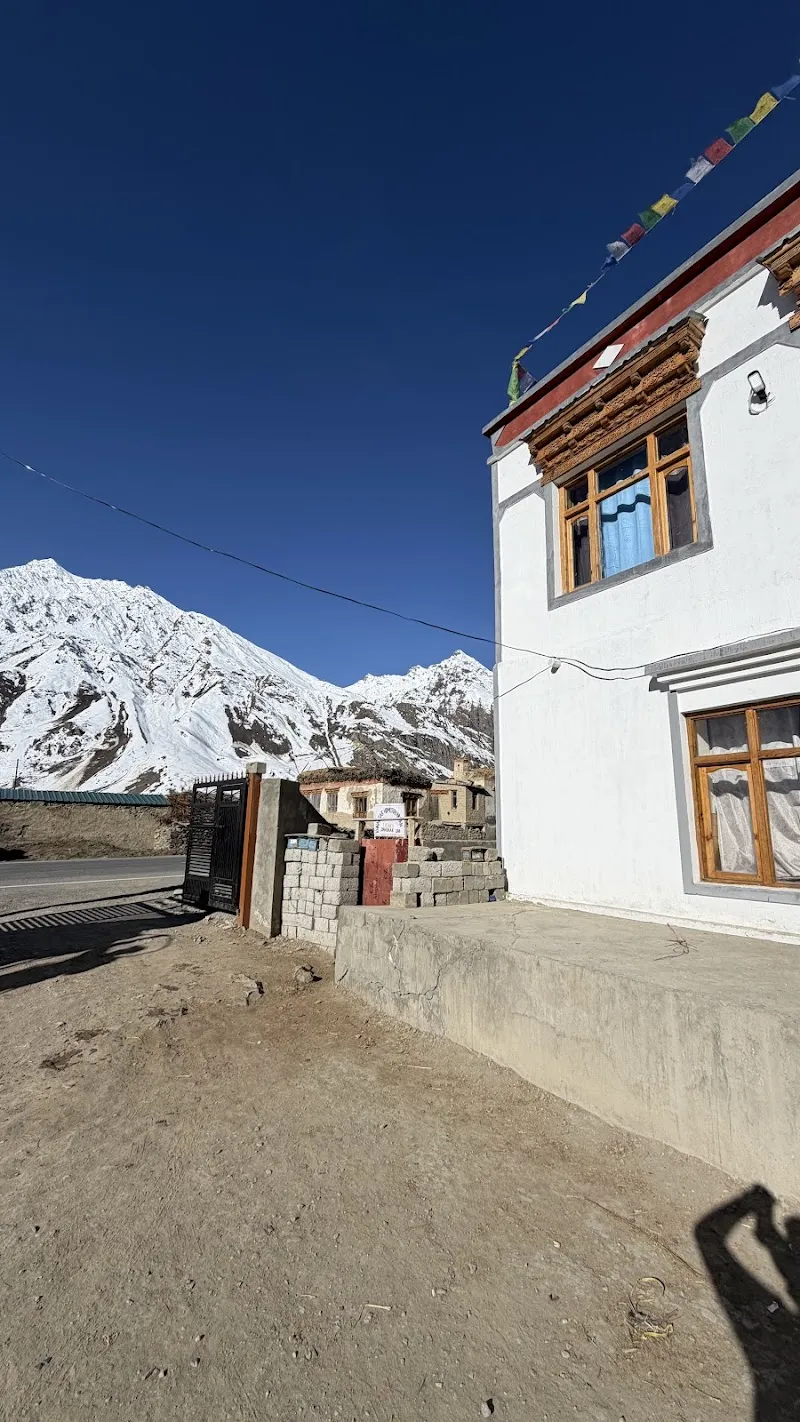 Khnagsar homestay