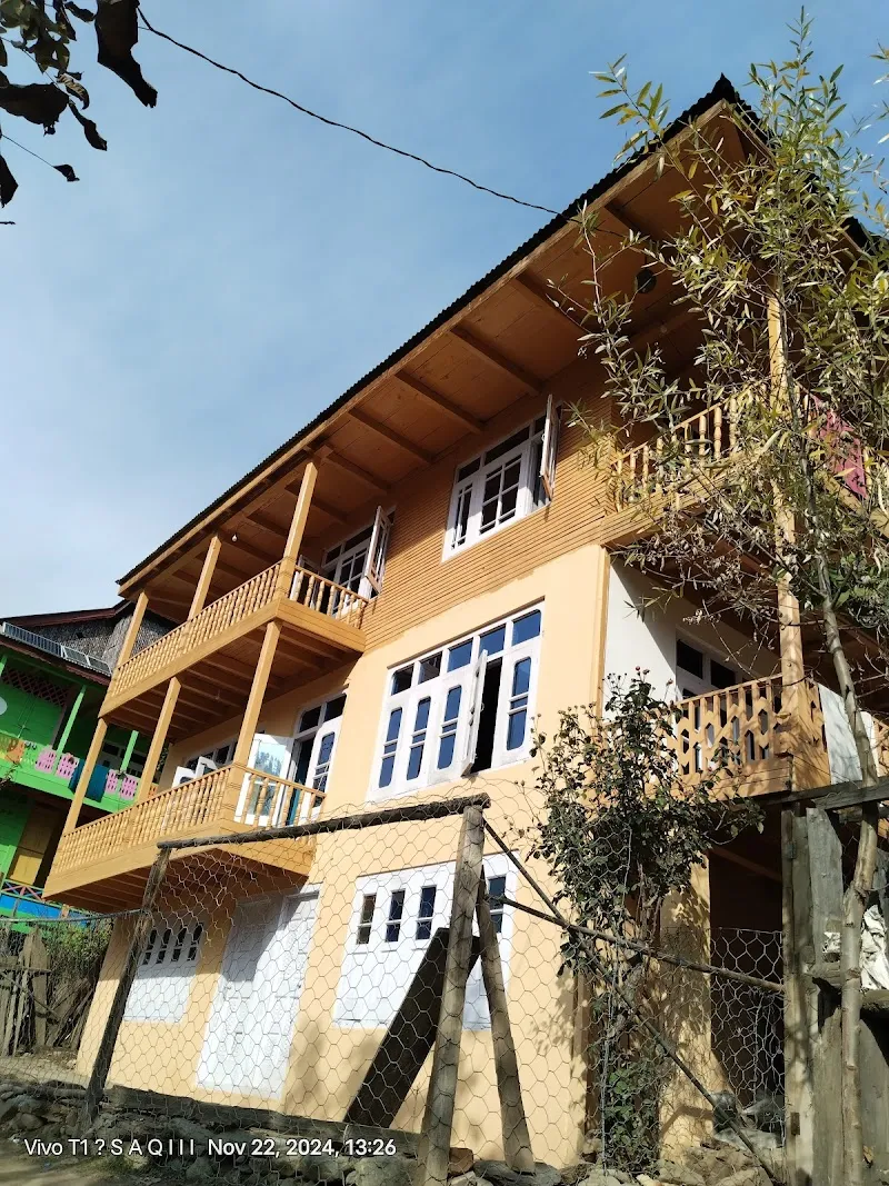 PEER HOME STAY KERAN KUPWARA INDIA 193224