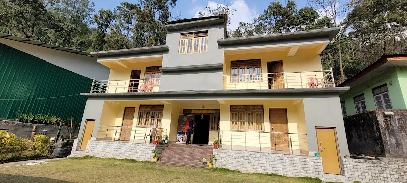 Lingtam Yangsel River Retreat