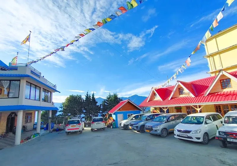 Dondrub Homestay & Resort