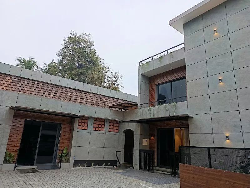 The Pool Lounge Premium Homestay