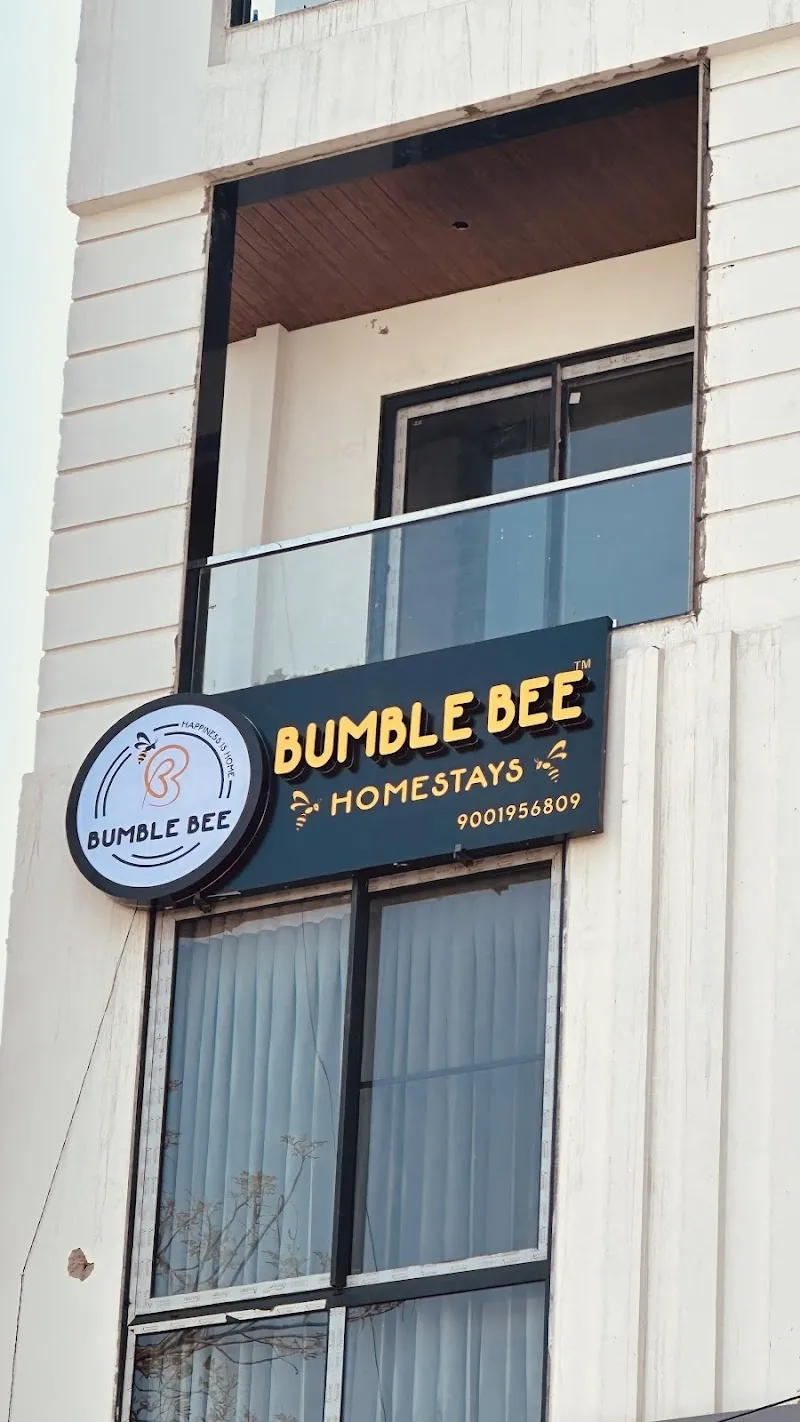 Bumble bee homestay