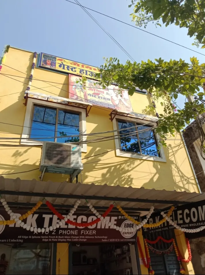 Zenith Guest House & cafe