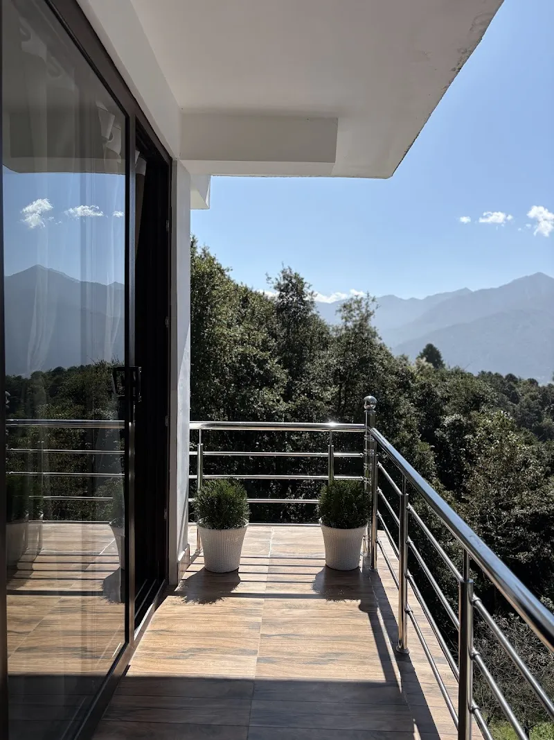 DHAKAR HOMESTAY