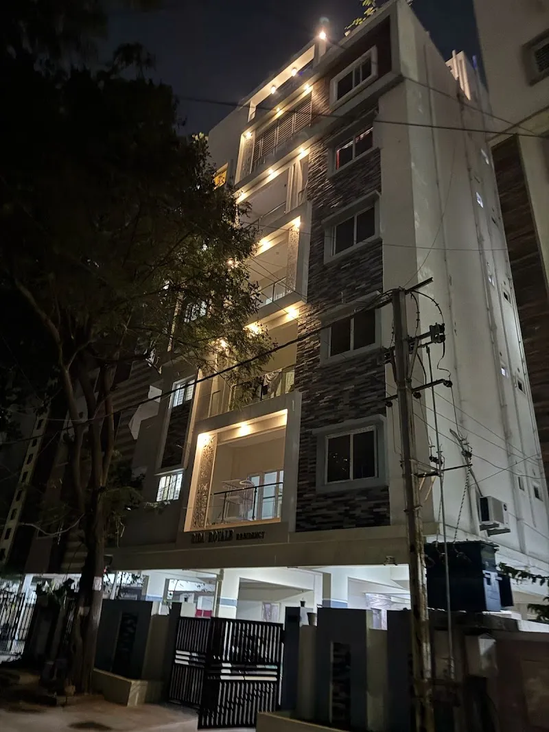 Grand 3bhk flat by Skyline homestays